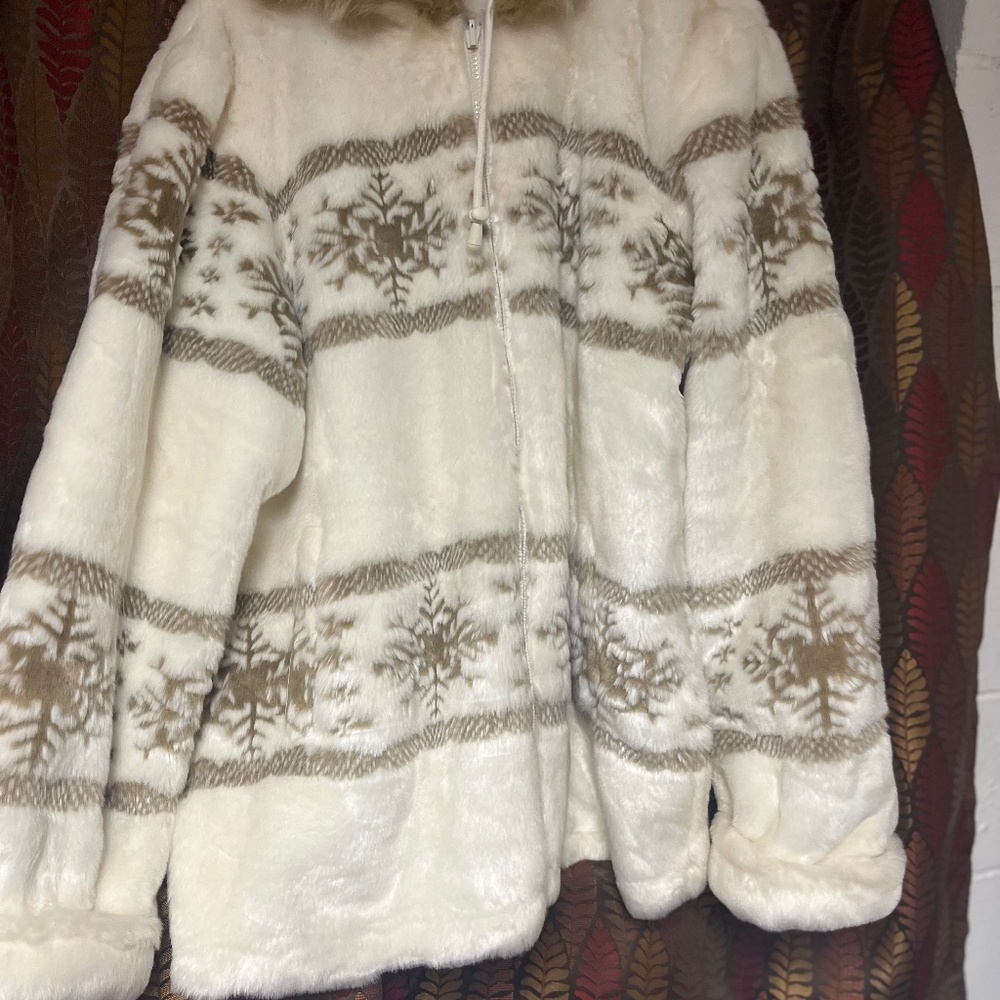 Fur Coat  Jacket syle